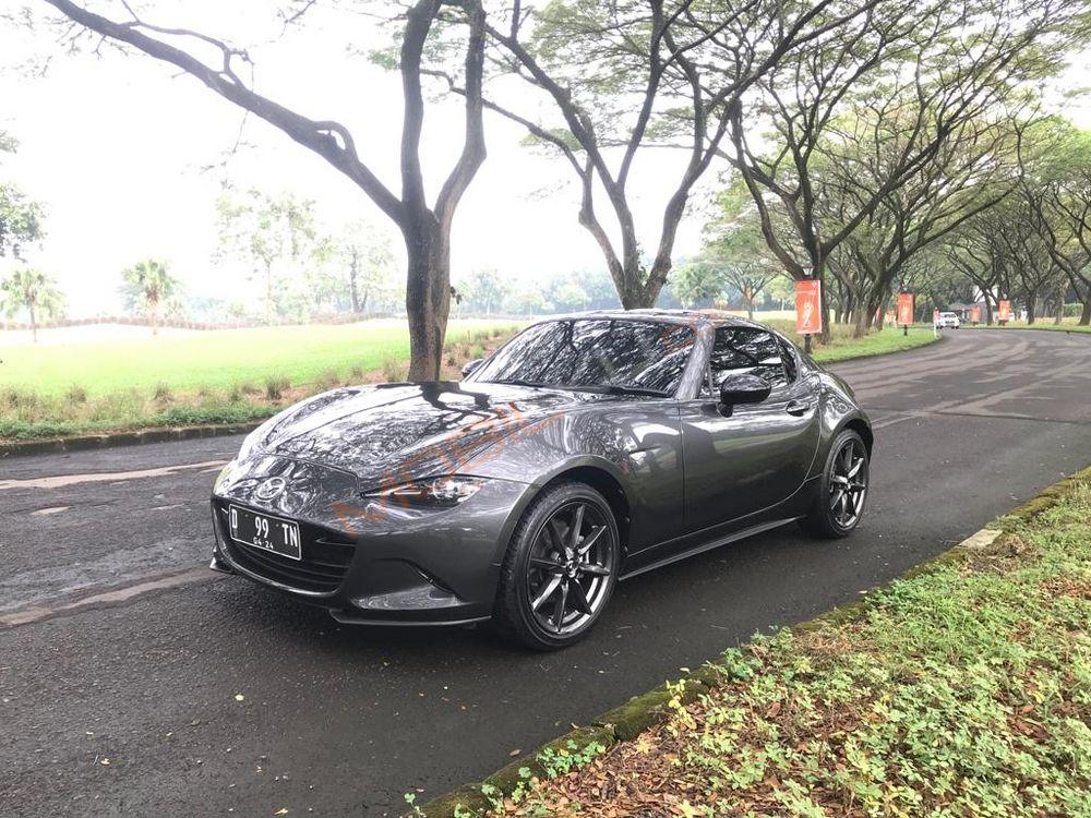 Mobil Mazda MX-5 Miata 2018