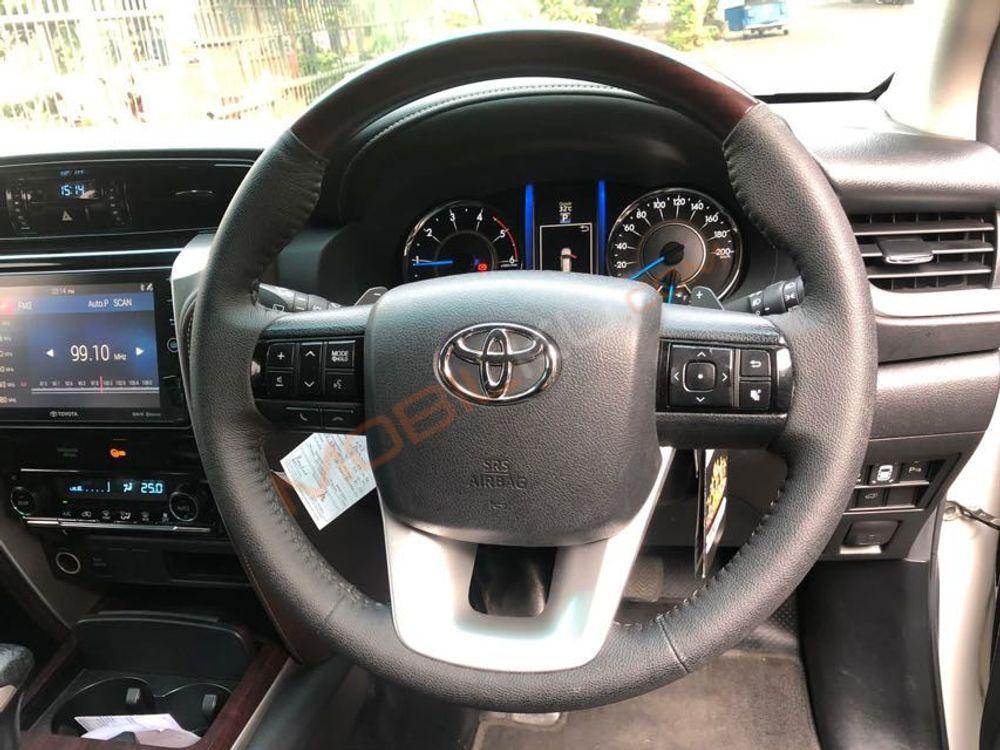 Mobil Toyota Fortuner 2016