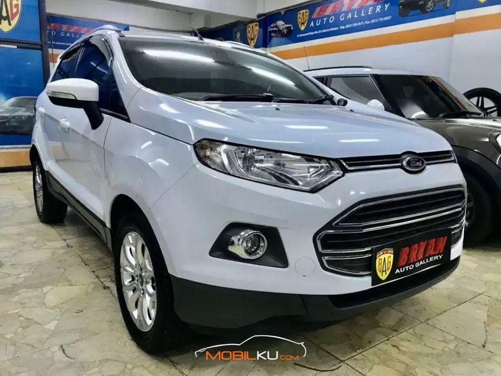 Mobil Ford EcoSport 2015