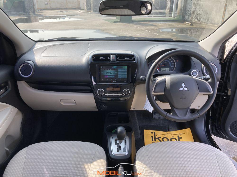 Mobil Mitsubishi Mirage 2013