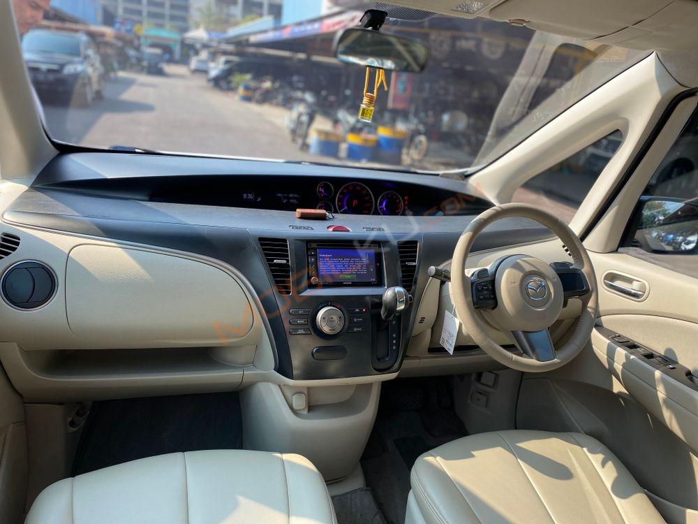 Mobil Mazda Biante 2014