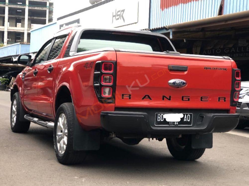 Mobil Ford Ranger 2014
