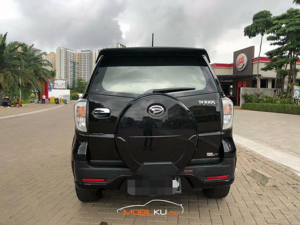 Mobil Daihatsu Terios 2017