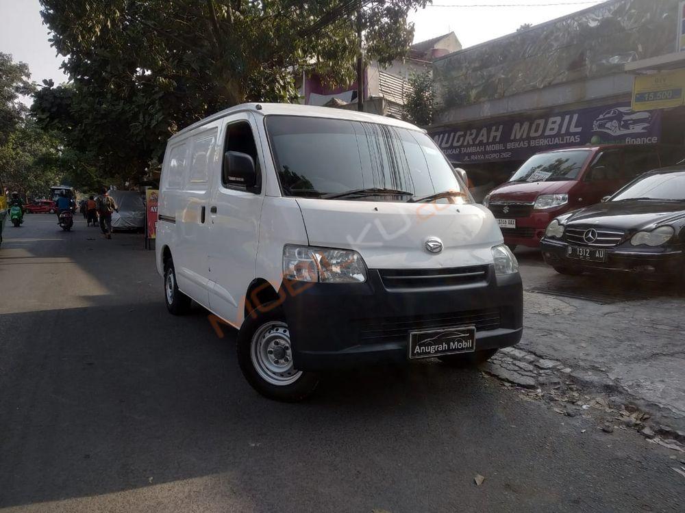 Mobil Daihatsu Gran Max 2018