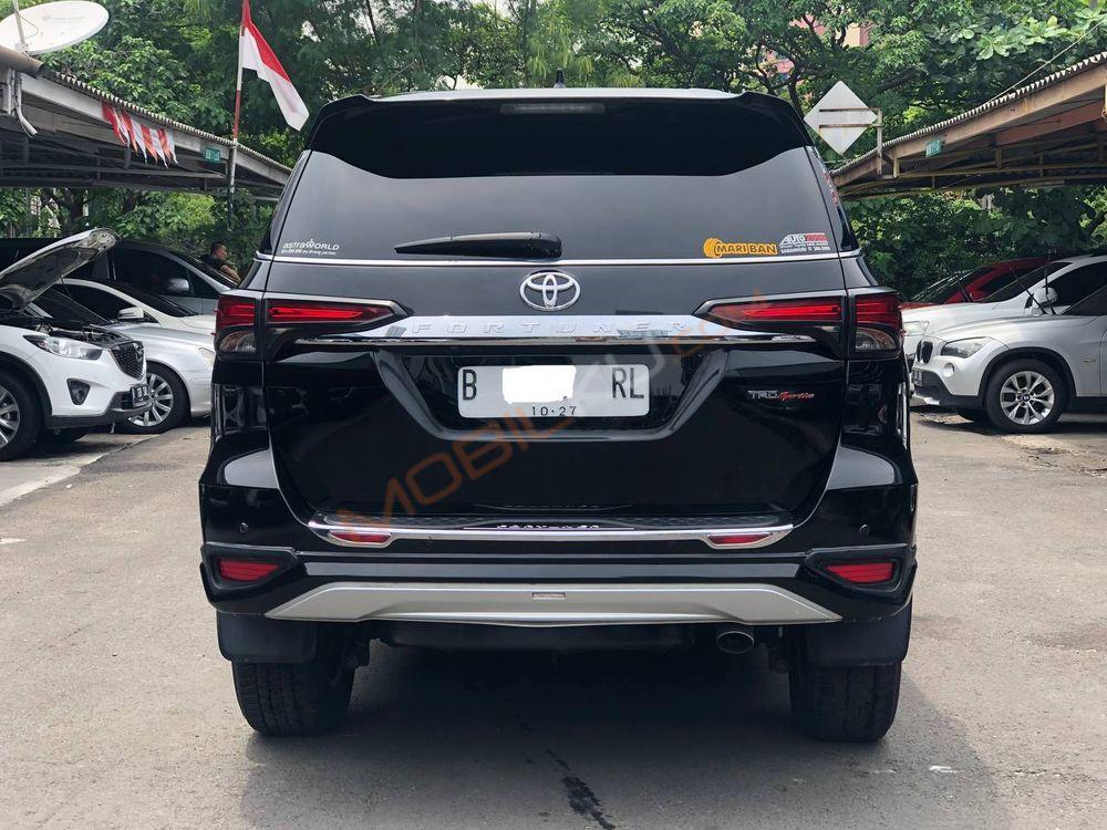Mobil Toyota Fortuner 2017