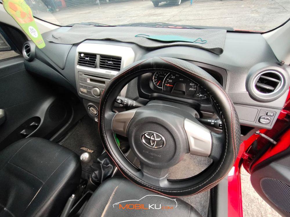Mobil Daihatsu Ayla 2015