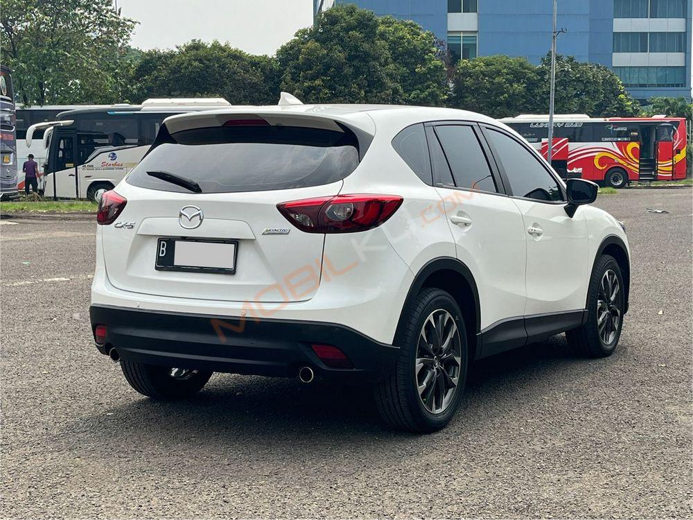 Mobil Mazda CX-5 2016