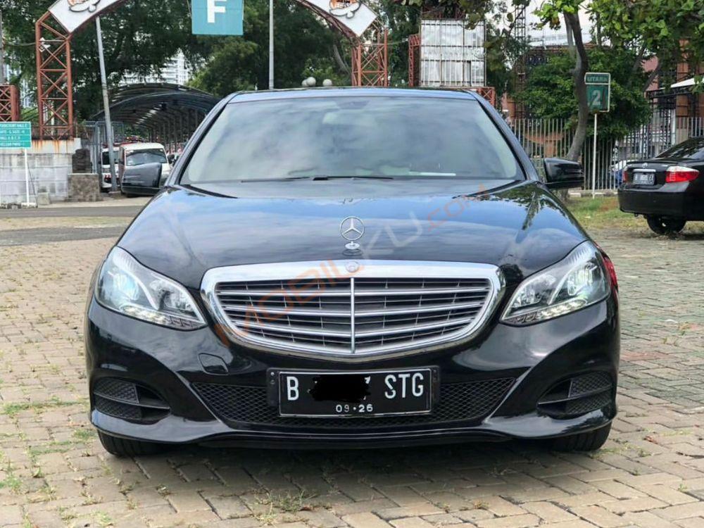 Mobil Mercedes-Benz E-Class 2016
