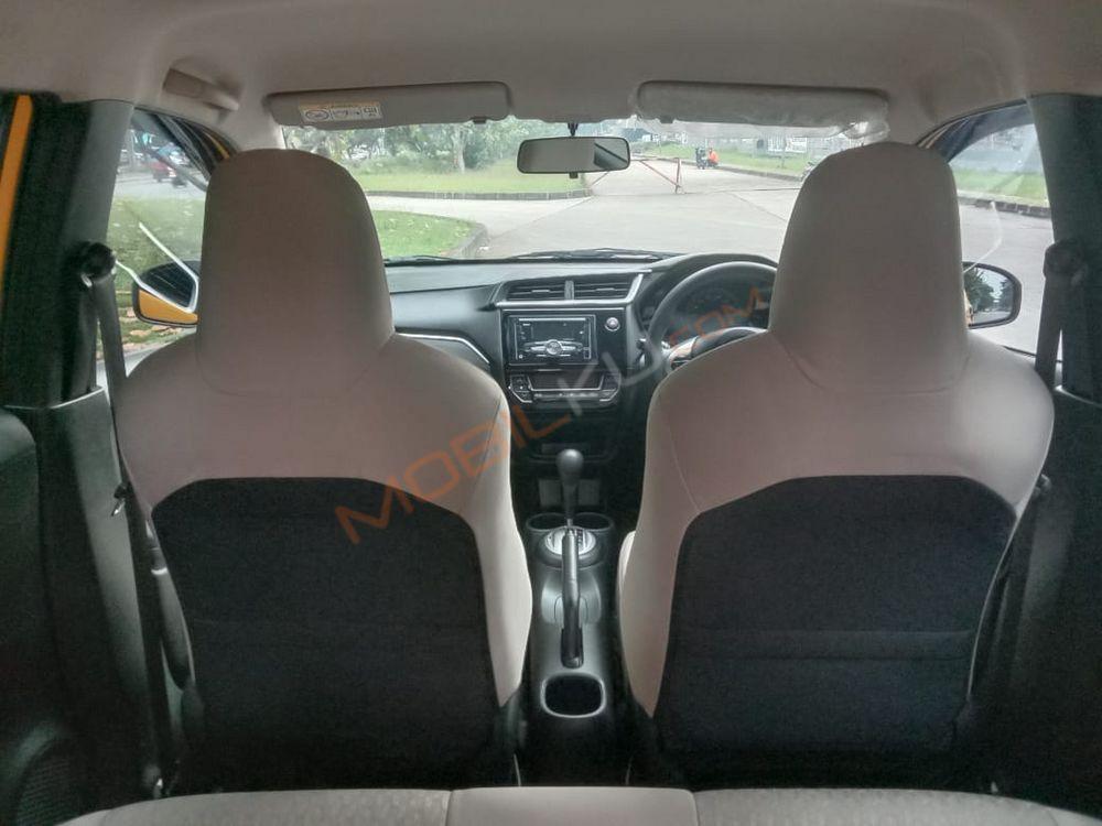 Mobil Honda Brio 2021