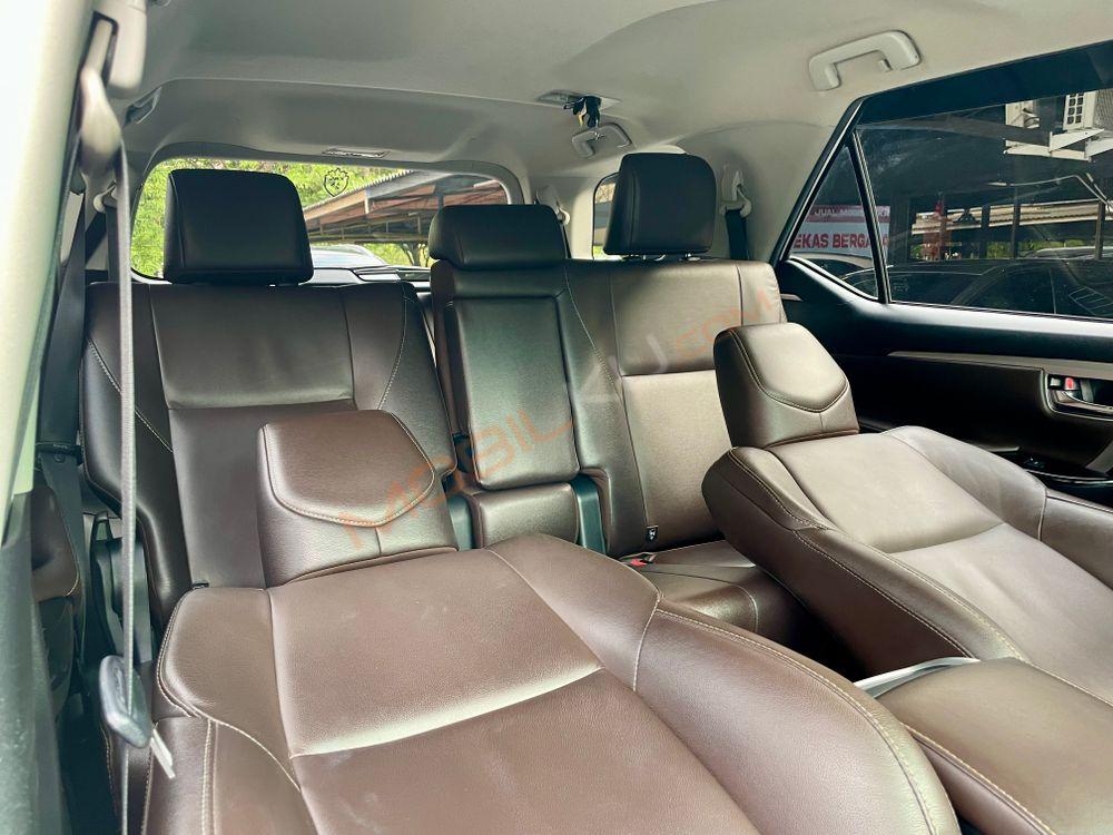Mobil Toyota Fortuner 2020