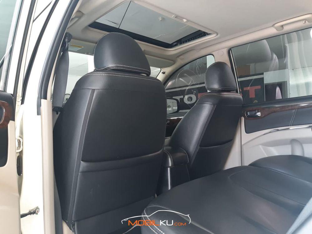 Mobil Mitsubishi Pajero Sport 2013