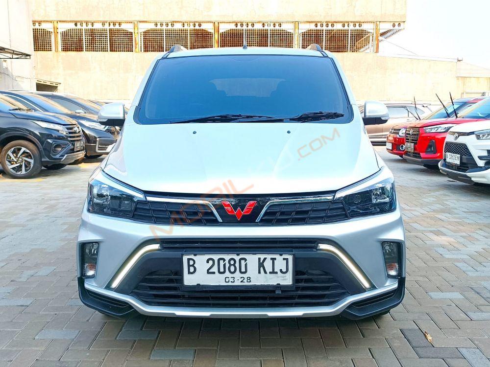 Mobil Wuling Confero 2022