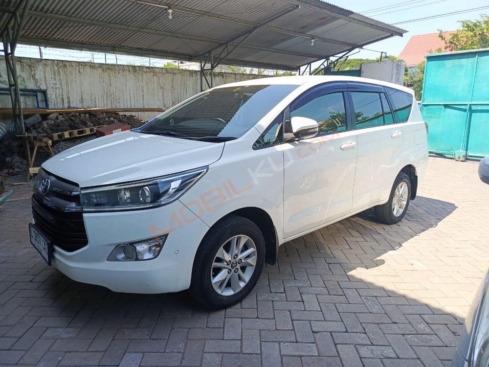 Mobil Toyota Kijang Innova 2018