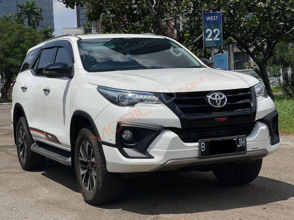 Mobil Toyota Fortuner 2019