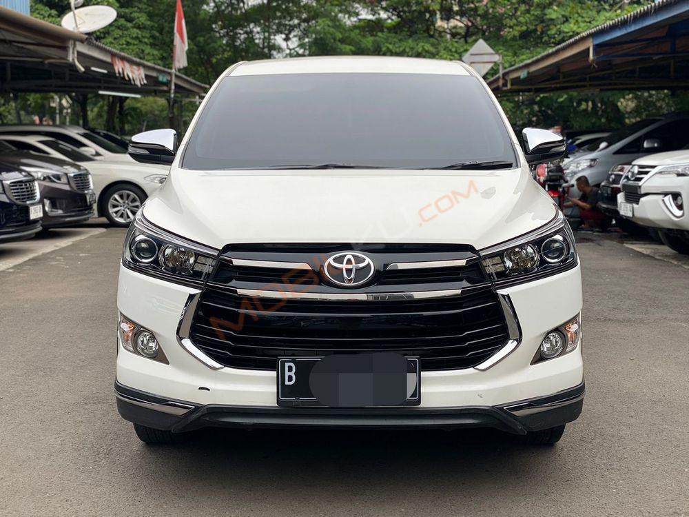Mobil Toyota Kijang Innova 2017