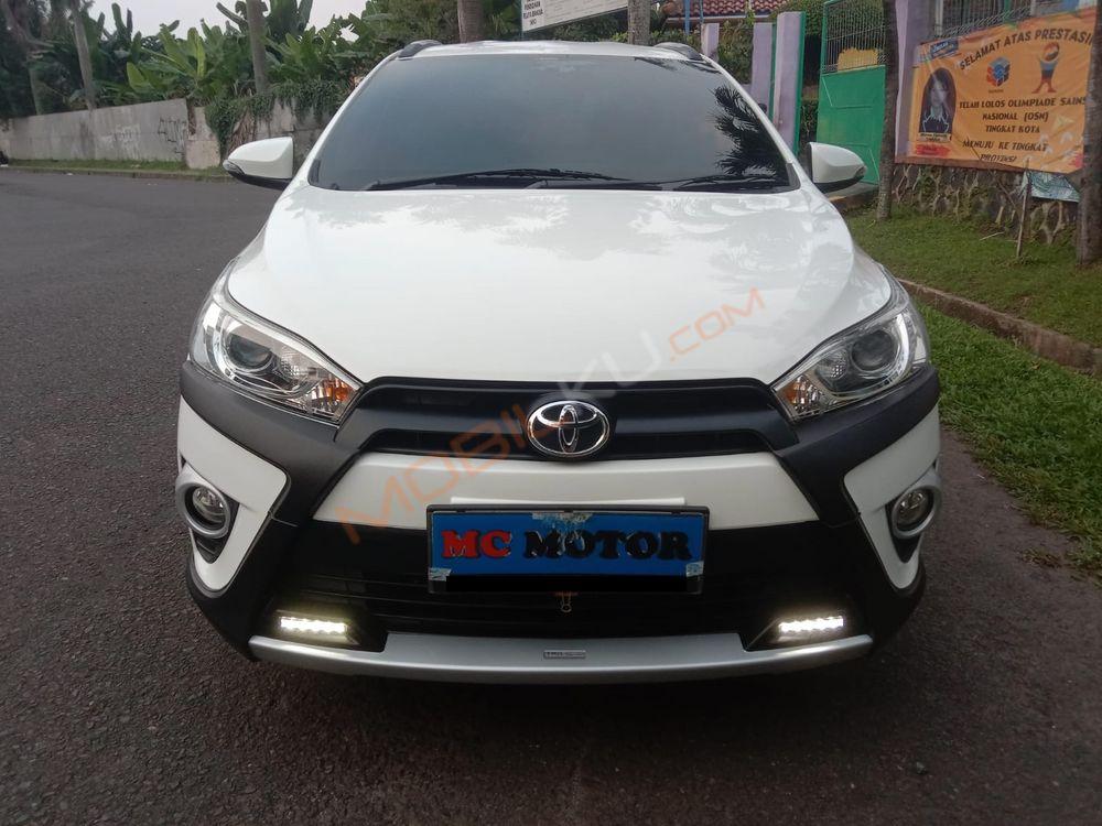 Mobil Toyota Yaris 2021