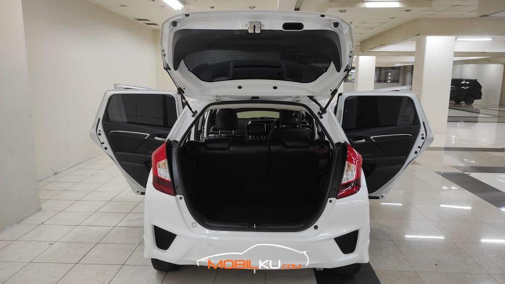 Mobil Honda Jazz 2017