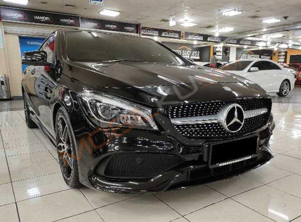 Mobil Mercedes-Benz CLA 2017