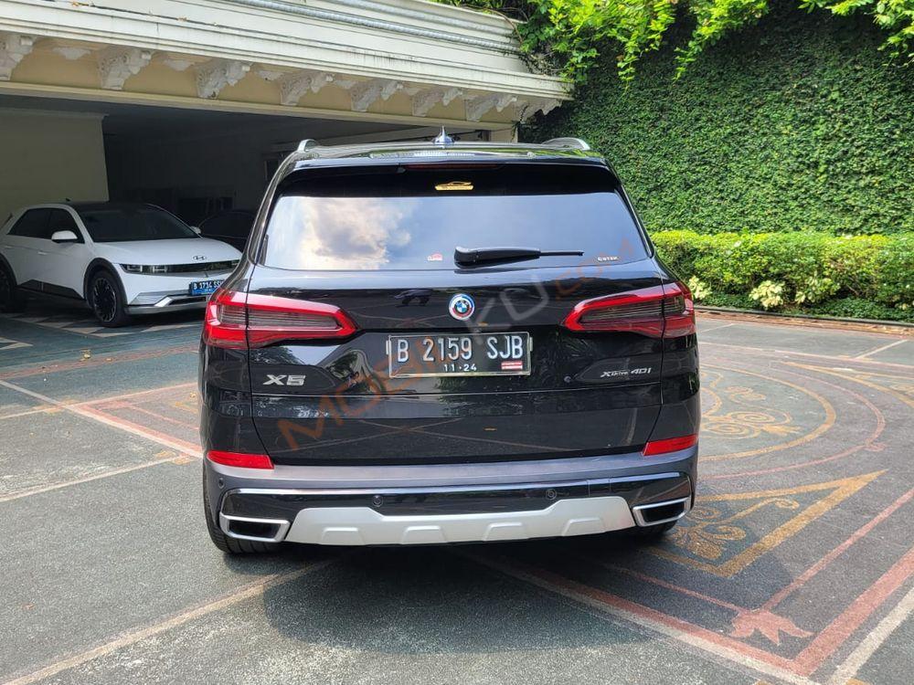 Mobil BMW X5 2019