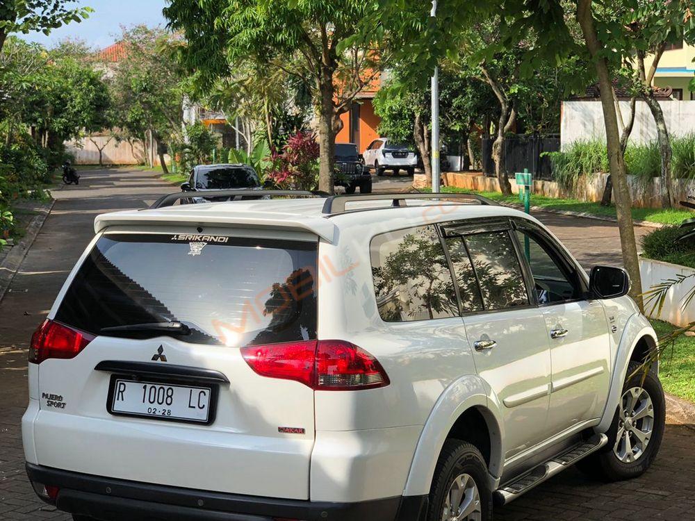 Mobil Mitsubishi Pajero Sport 2015
