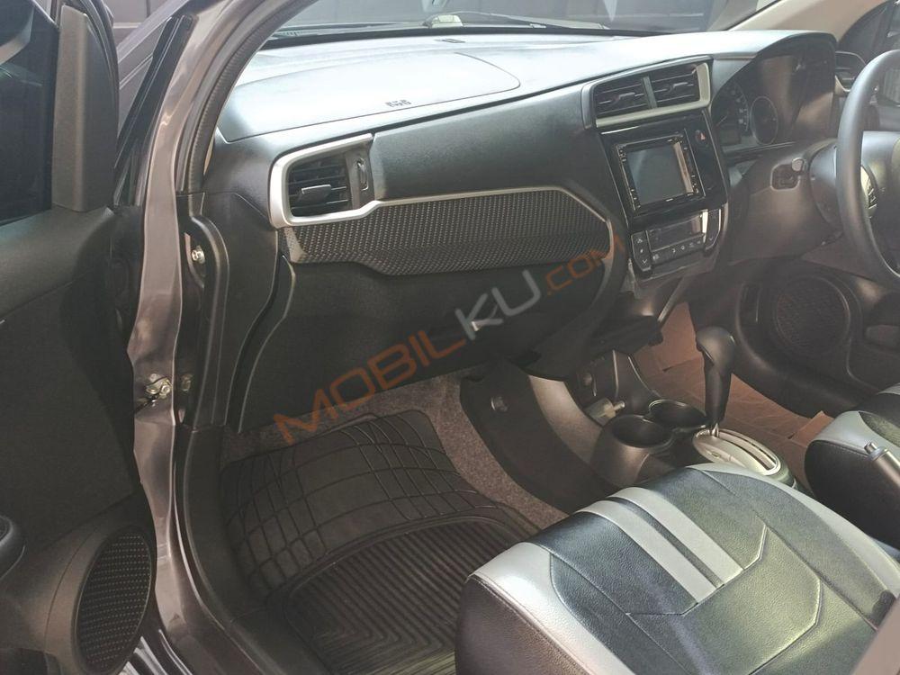 Mobil Honda Brio 2020