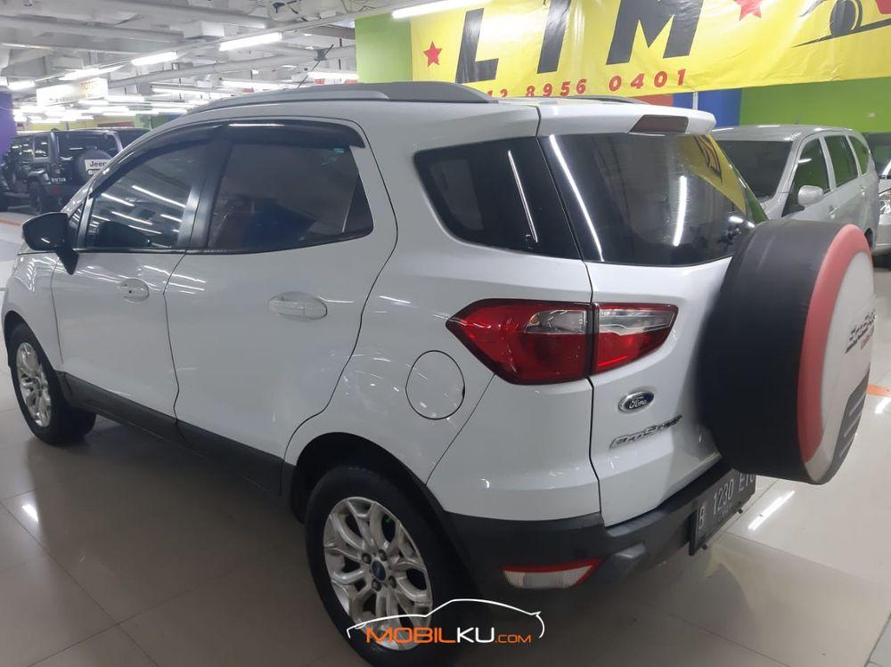 Mobil Ford EcoSport 2014