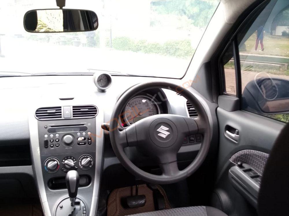 Mobil Suzuki Splash 2014