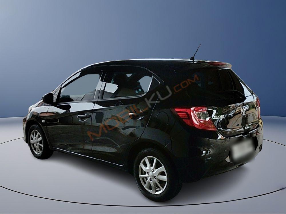 Mobil Honda Brio 2022