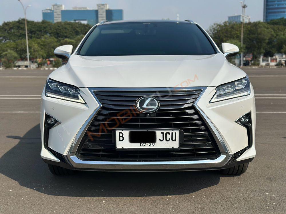 Mobil Lexus RX 2018
