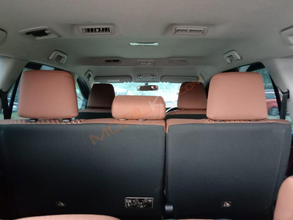 Mobil Toyota Kijang Innova 2018