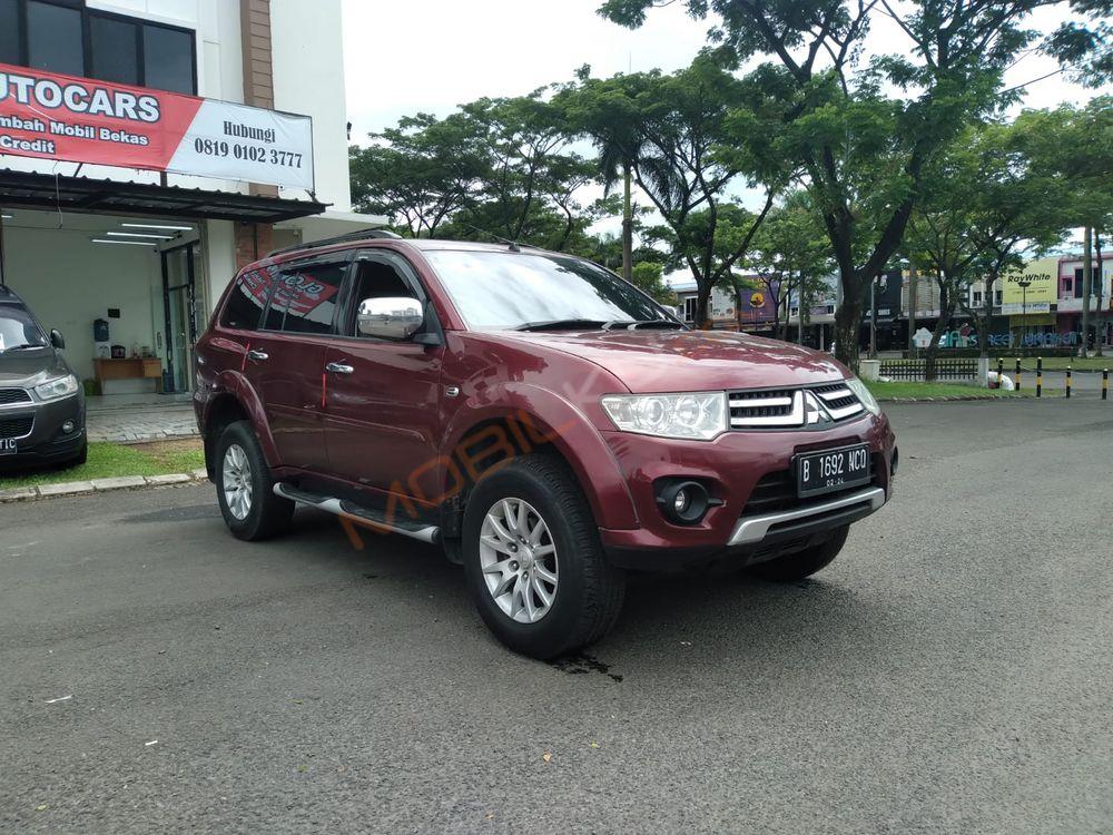 Mobil Mitsubishi Pajero Sport 2014