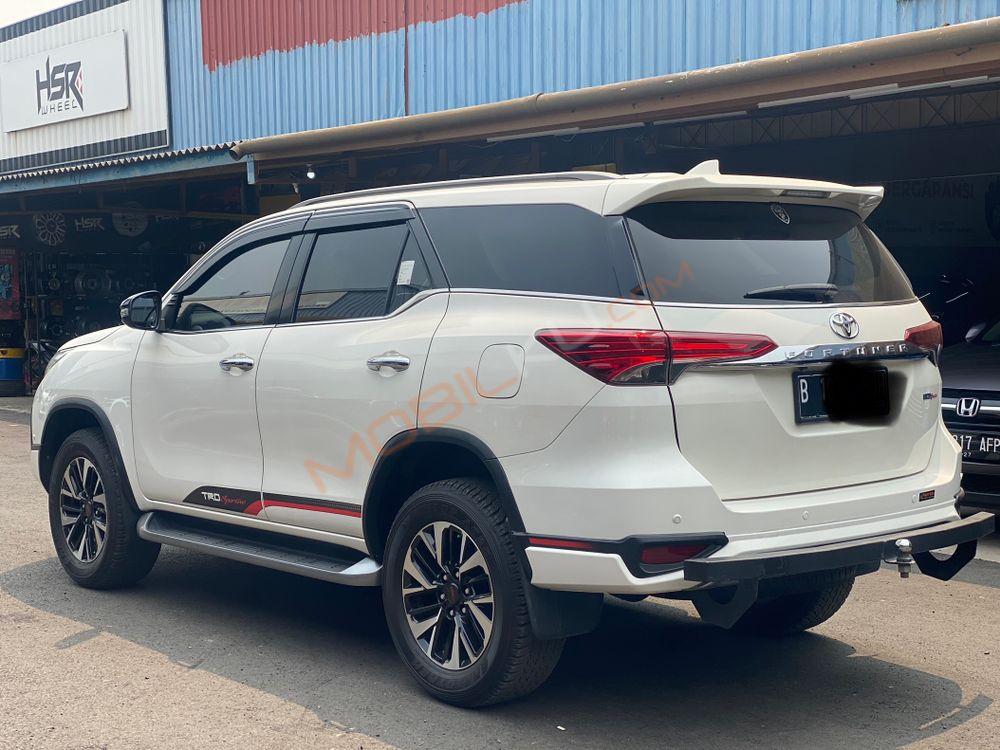 Mobil Toyota Fortuner 2019
