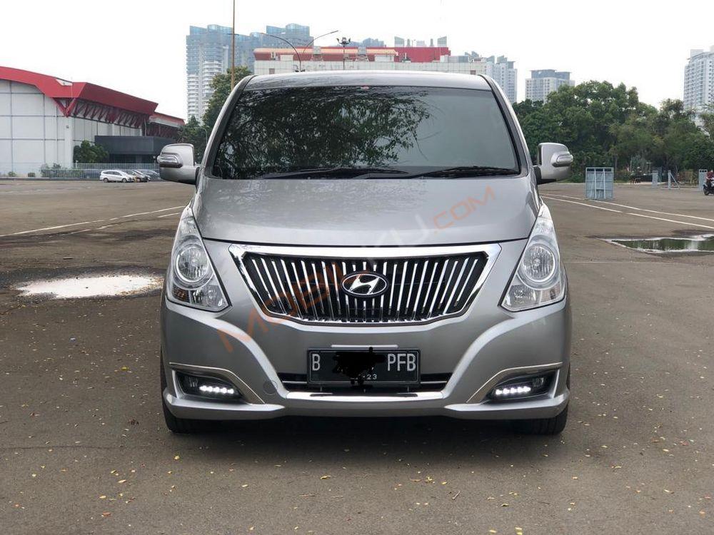 Mobil Hyundai H-1 2018