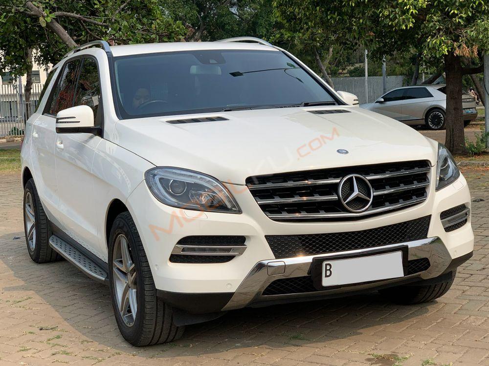 Mobil Mercedes-Benz ML 2013
