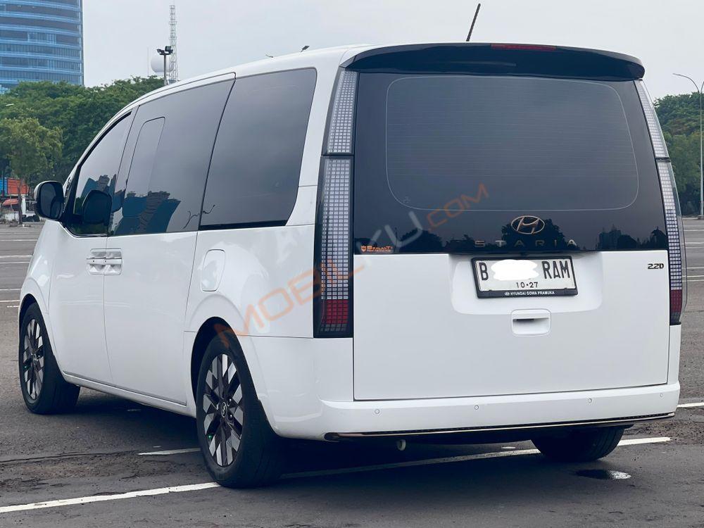 Mobil Hyundai Staria 2022
