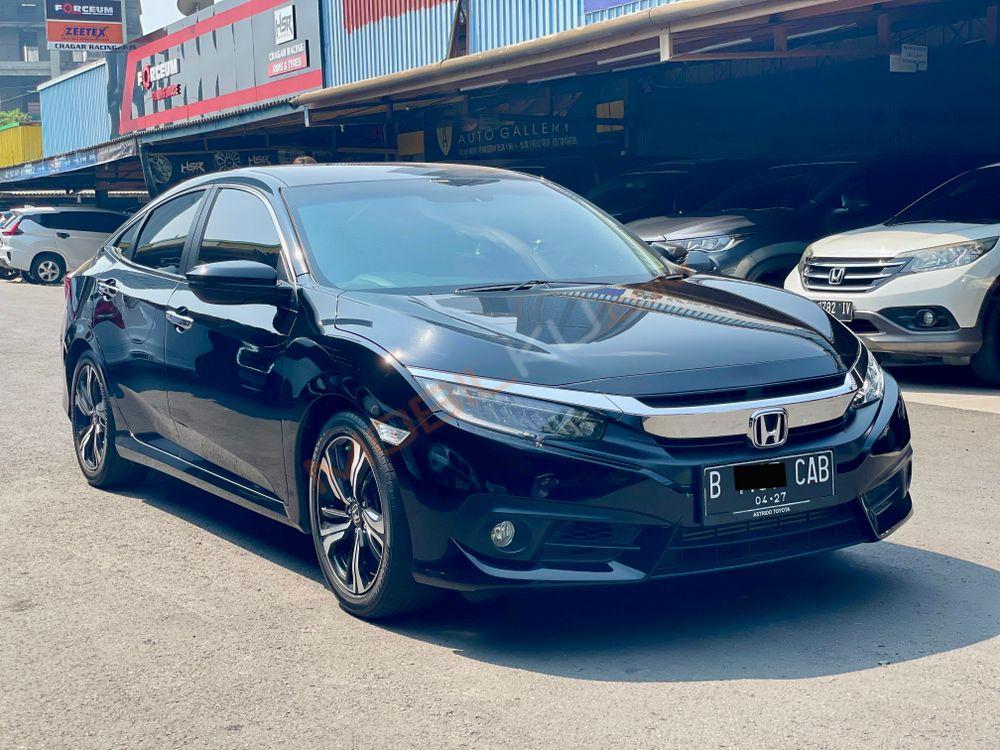 Mobil Honda Civic Sedan 2017