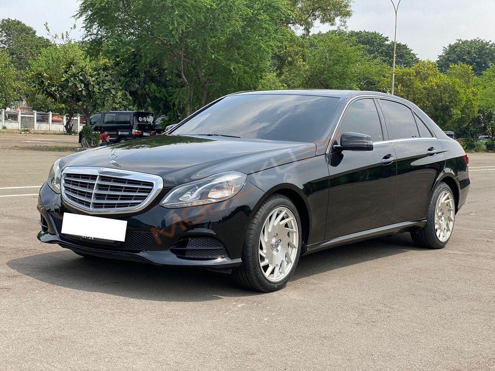 Mobil Mercedes-Benz E-Class 2016
