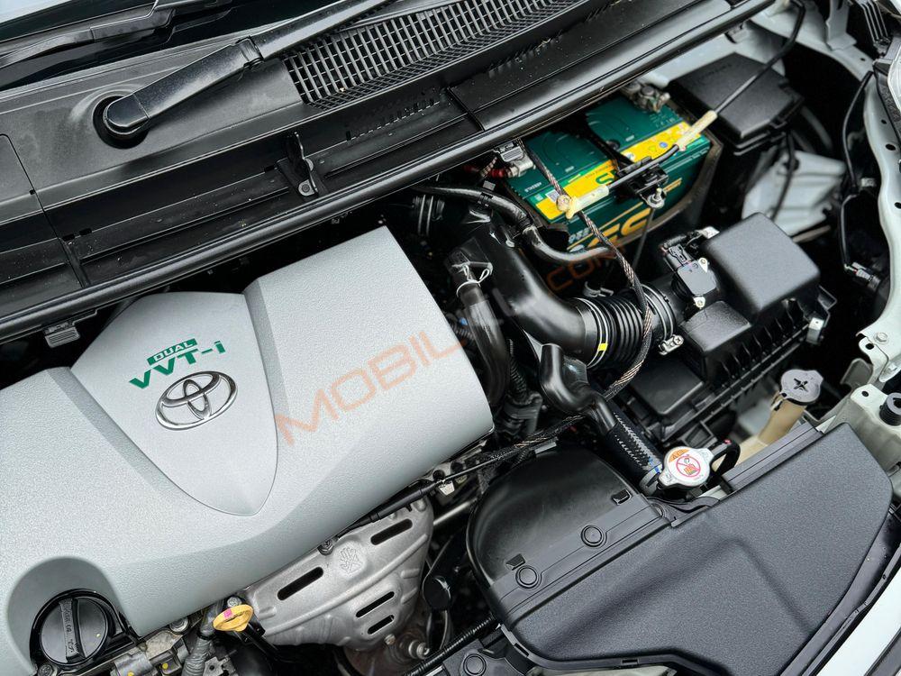 Mobil Toyota Sienta 2020