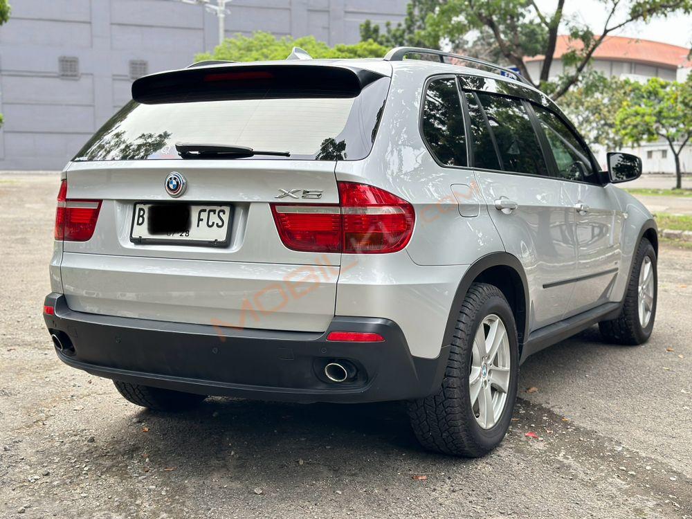 Mobil BMW X5 2008