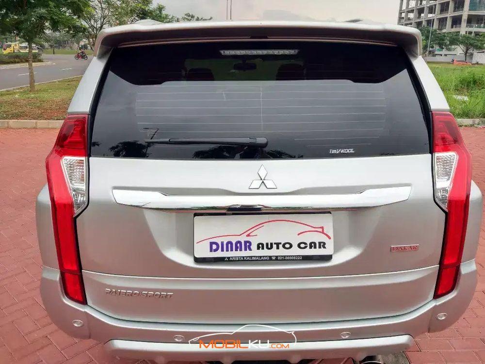 Mobil Mitsubishi Pajero Sport 2017
