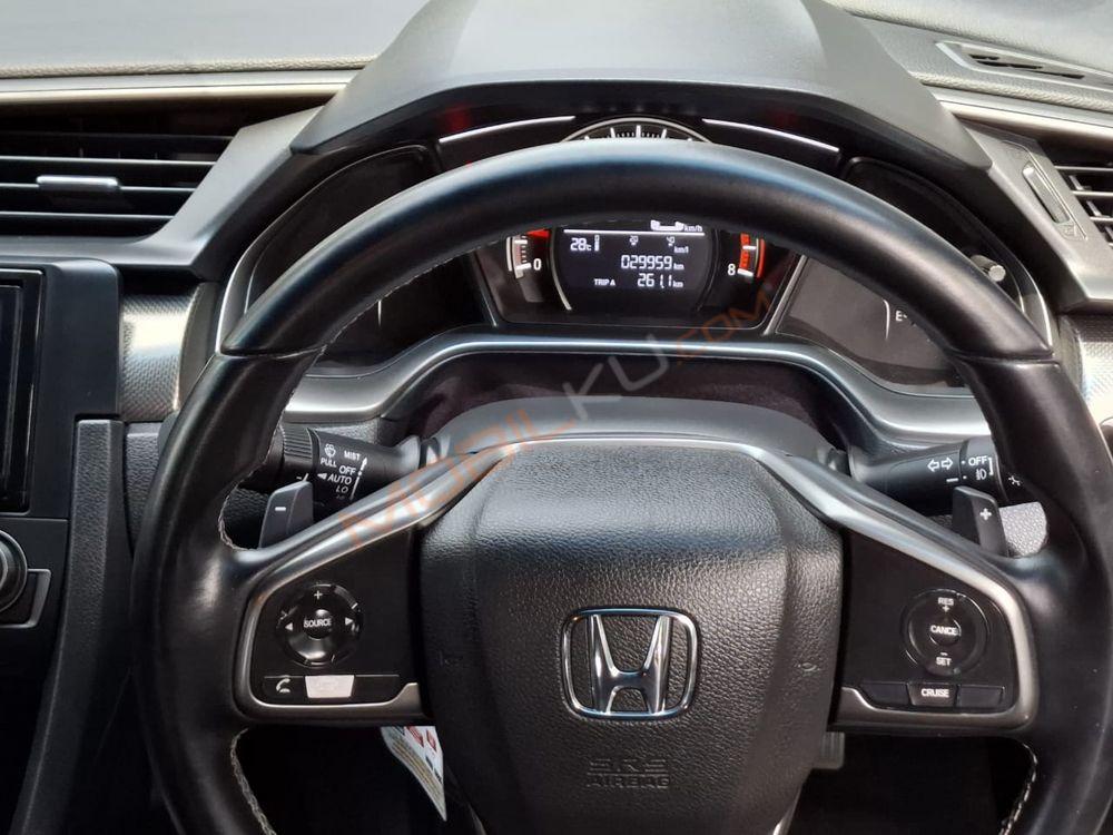 Mobil Honda Civic Hatchback 2019