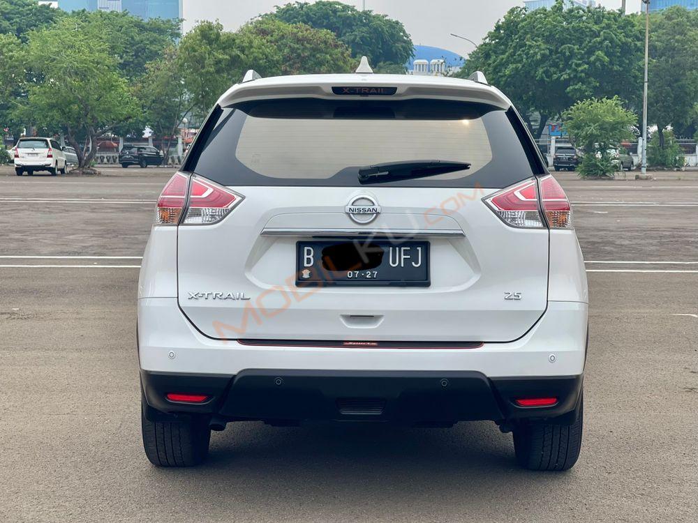 Mobil Nissan X-Trail 2017