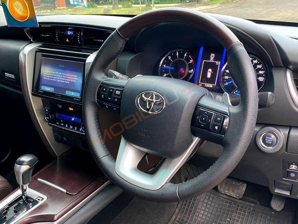 Mobil Toyota Fortuner 2016