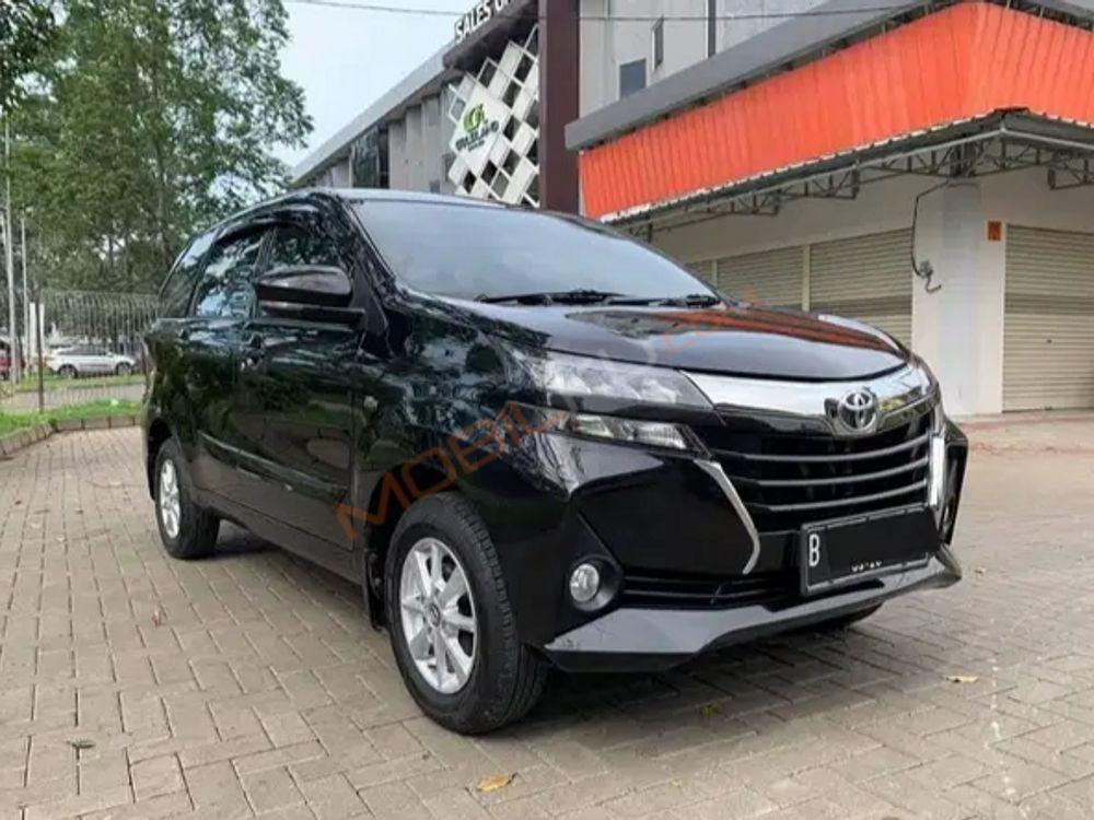 Mobil Toyota Avanza 2021