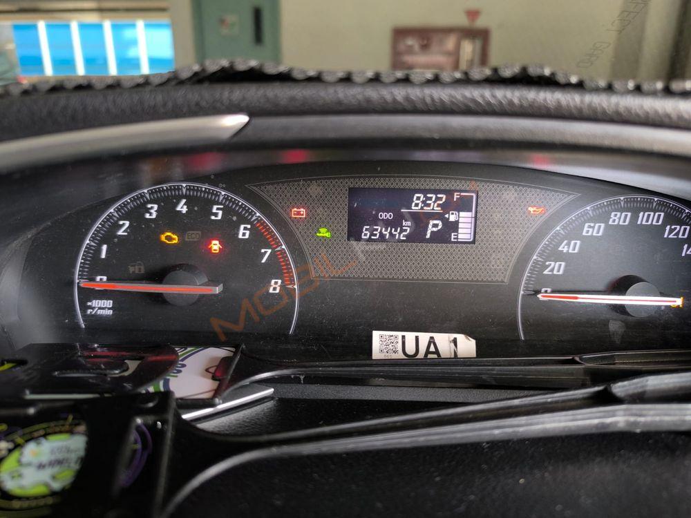 Mobil Toyota Sienta 2020