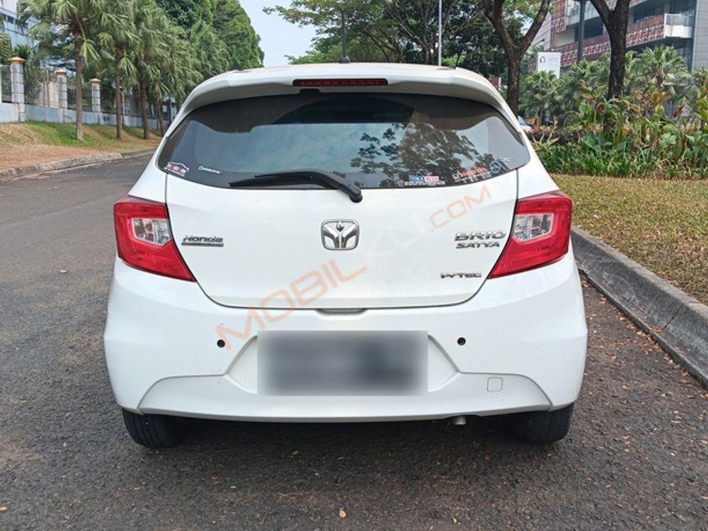 Mobil Honda Brio 2019