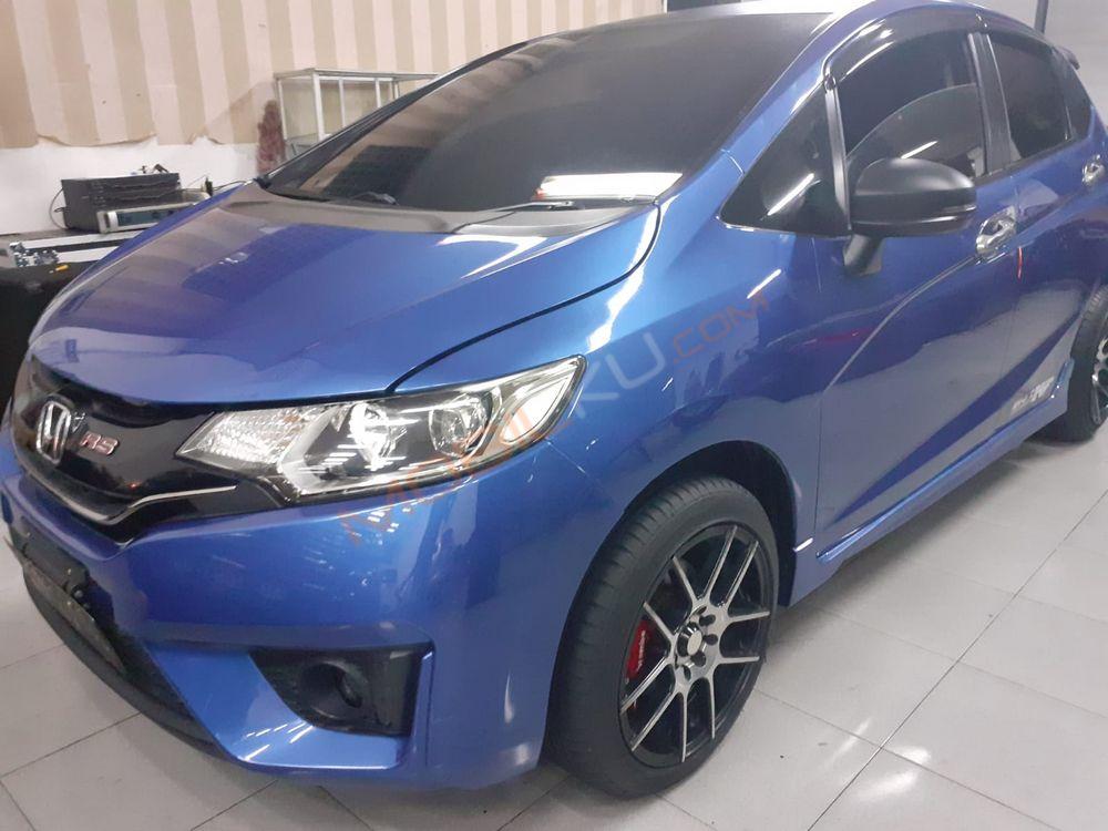 Mobil Honda Jazz 2015