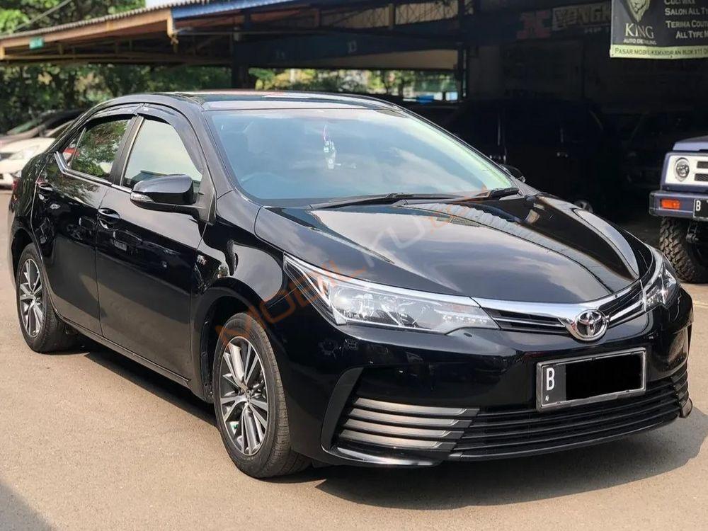 Mobil Toyota Corolla 2018