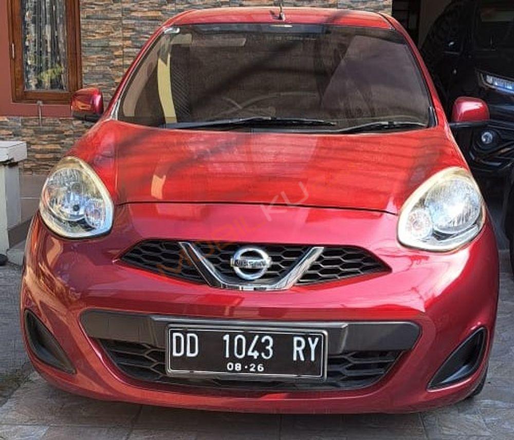 Mobil Nissan March 2016