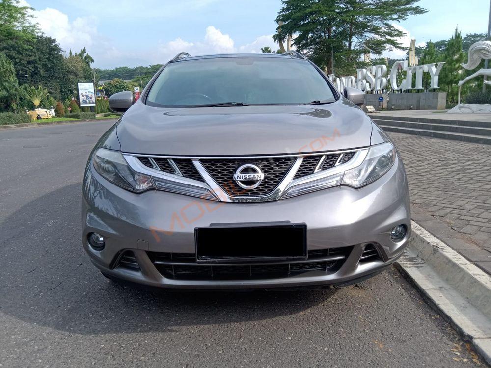Mobil Nissan Murano 2012